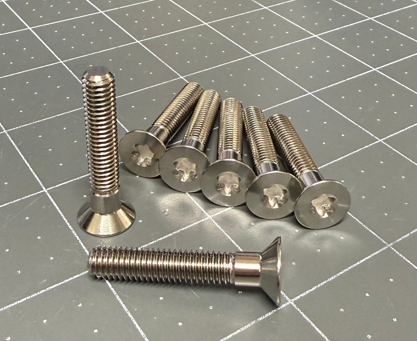 Titanium M6x35 Screws - for F4